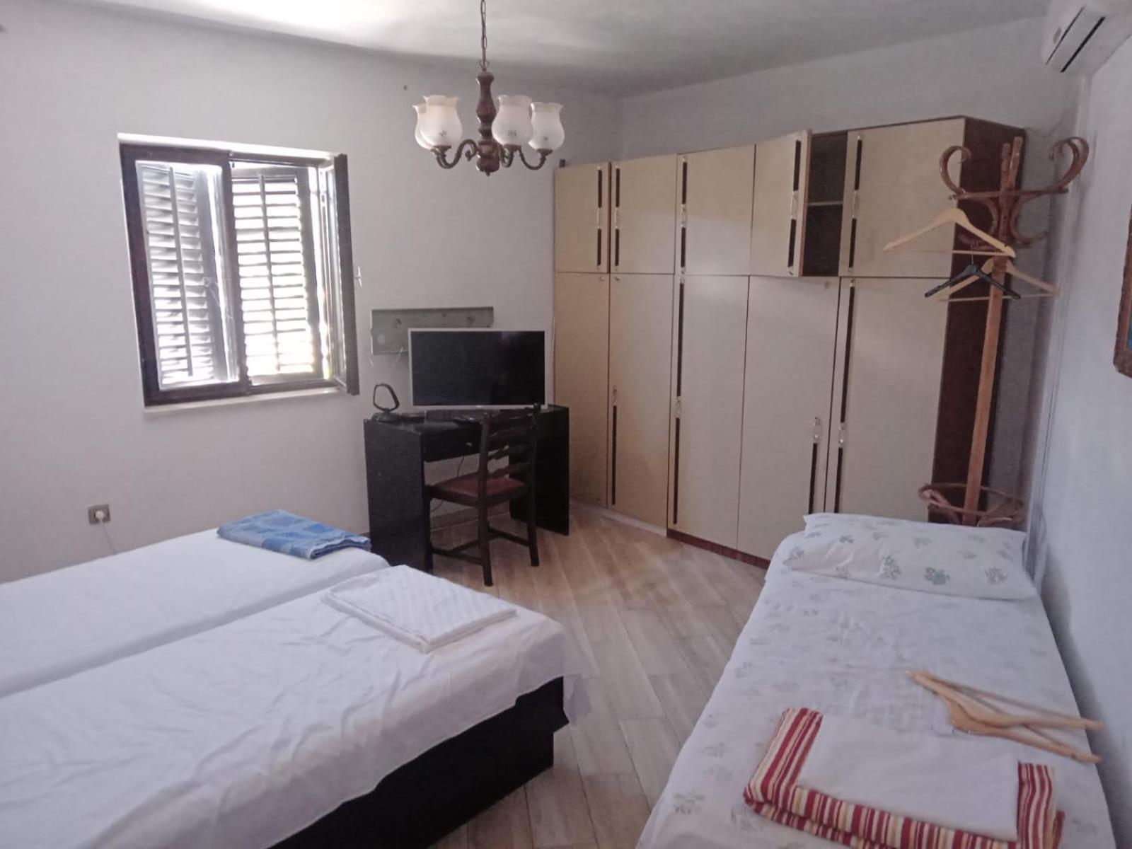 Apartments Nikola Pucisca Dış mekan fotoğraf
