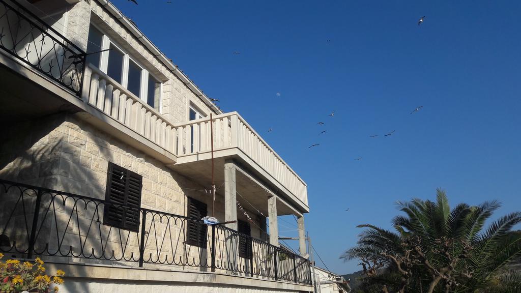 Apartments Nikola Pucisca Dış mekan fotoğraf