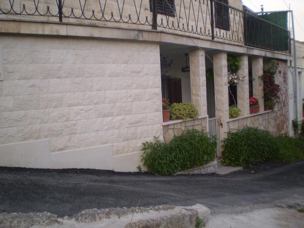 Apartments Nikola Pucisca Dış mekan fotoğraf